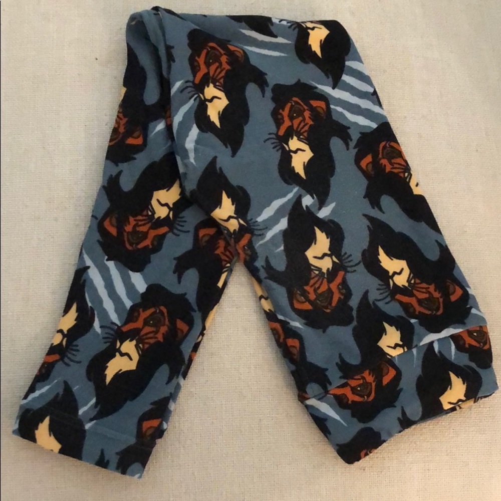 LuLaRoe Disney kids leggings S/M Scar